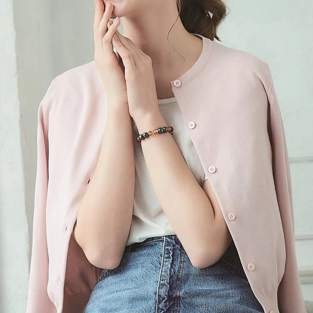 含有FERRITE磁石的手環 - 吟美健康